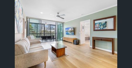 Fully Furnished Apartment in Prestigious ‘The Point Residences’ - Photo 3