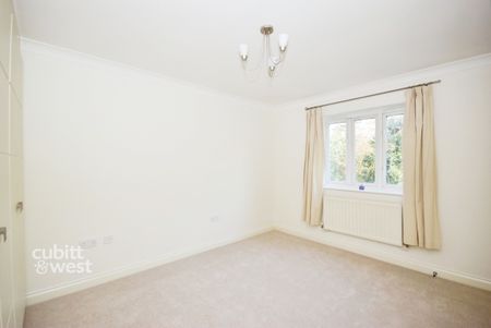 2 bedroom terraced house to rent - Photo 4