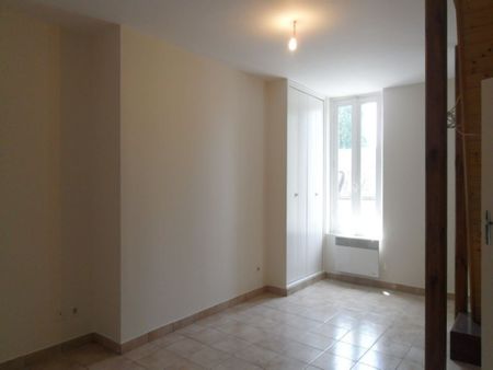 Libre le ..Maintenant Mt Loyer :418,85 Mt des charges :61,41 - Photo 2