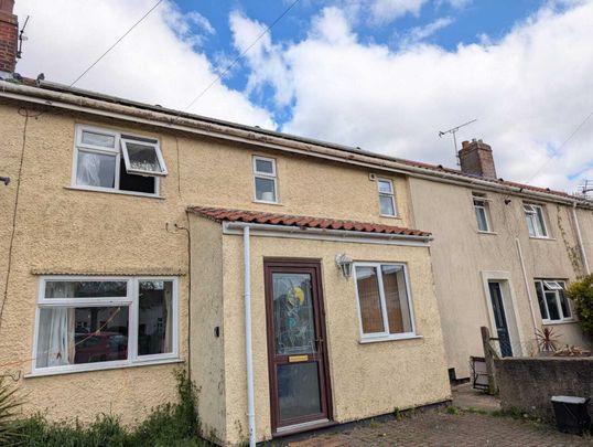 Lound Road, Norwich - Photo 1