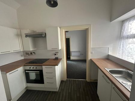 1 bedroom flat to rent - Photo 2