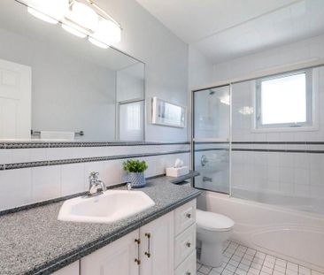 For Lease - 164 Dundas Street, Hamilton, Ontario - Photo 5