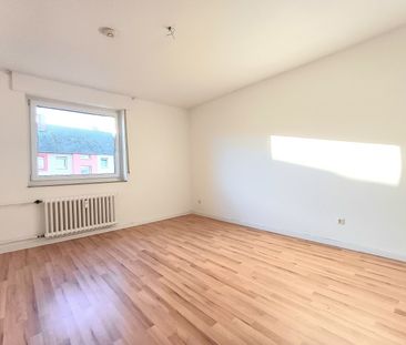 Energetisch saniertes Haus mit Fahrstuhl! - Photo 2