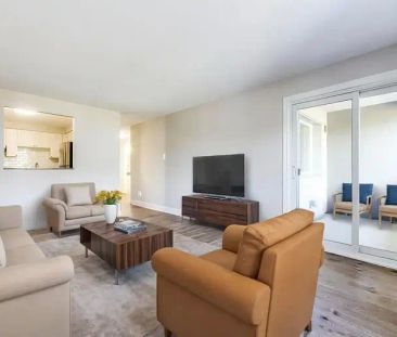 Talisman Square | 457/467 Edinburgh Road, Guelph - Photo 1