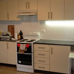 Well Presented One Bedroom Unit - Photo 3