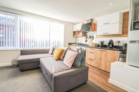 1 bedroom flat to rent - Photo 5