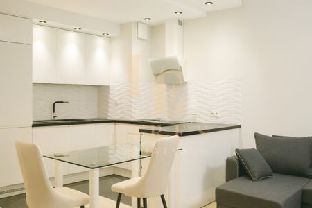 Metro Imielin | Garaż | Klimatyzacja - Zdjęcie 5