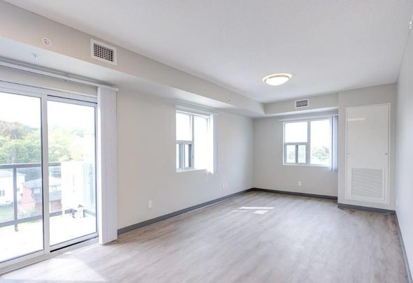 For Lease - 595 Strasburg Road Unit# 511, Kitchener, Ontario - Photo 1
