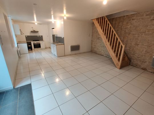 Location Maison 4 pièces 125m² - Photo 1