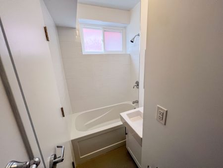 For Lease - 1A LEONARD Avenue Unit# 1, Toronto, Ontario - Photo 5