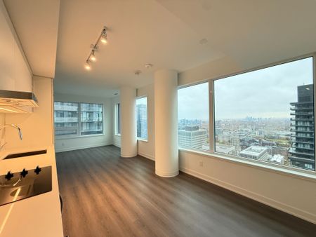 For Lease - 8 Wellesley Street Unit# 4715, Toronto, Ontario - Photo 2