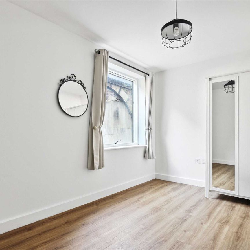 Carney Place, Brixton, SW9 - Photo 1