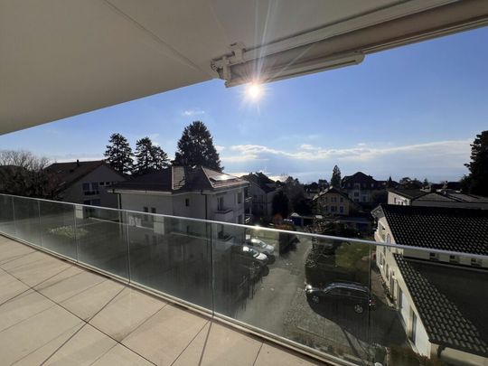 Bel appartement de standing, 3.5 pièces avec magnifique vue sur le lac - Photo 1