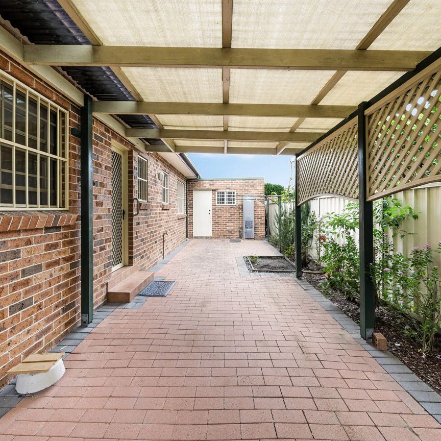 Unit 1/76 Greenacre Road, - Photo 1