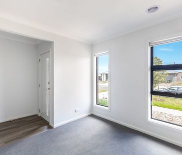 Beautiful 4 Bedroom Family Home - Photo 1