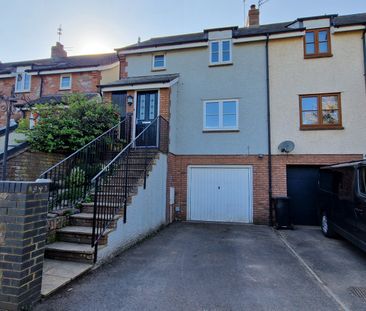 3 bed town house to rent in Meadow View, Holywell Lake - Photo 2