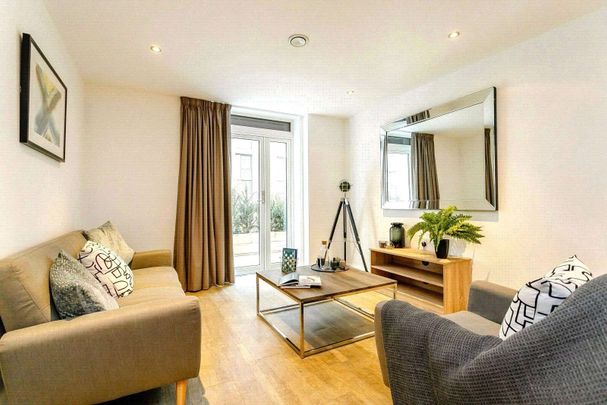 2 BED 1 BATH APARTMENT | AVAILABLE NOW | IN HIGH DEMAND | PARKING AVAILABLE | PRIME LOCATION | 24-HOUR CONCIERGE | RESIDENTS GYM - Photo 1
