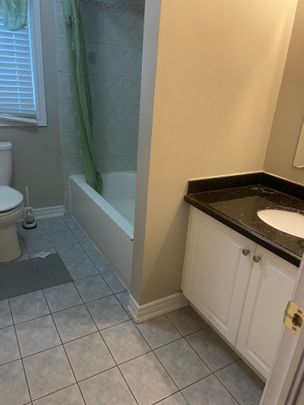 For Lease - 7196 Gagliano Drive Unit# Main Floor, Mississauga, Ontario - Photo 1