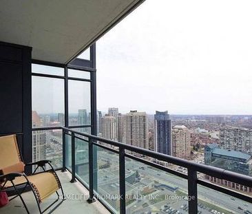 Burnhamthorpe/Confederation Luxurious 2Bdrm +Den Corner Unit Lrg Wind - Photo 3