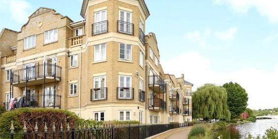 Regents Riverside, Reading Regents Riverside, Reading - Photo 3