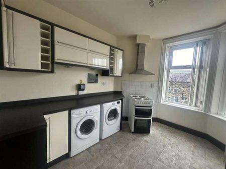 Skipton Road, Keighley, BD20 - Photo 4