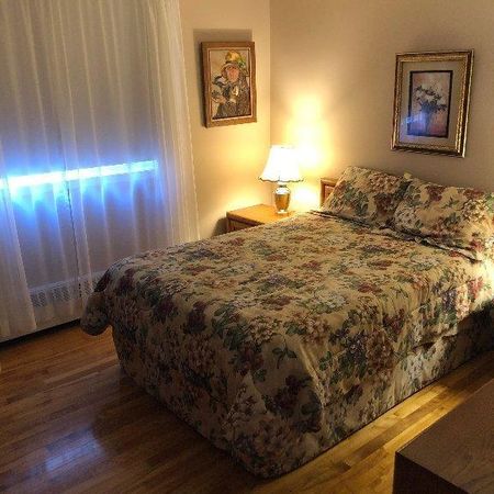 5 1/2 Quartier Bourg-Joli , chauffage et electricité inclus - Photo 3
