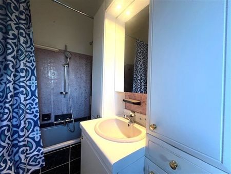 Gezellige vrijstaande woning met 1 slaapkamer en zeer grote tuin met open zicht op het groen+ ruime garage en bergplaats - Foto 2