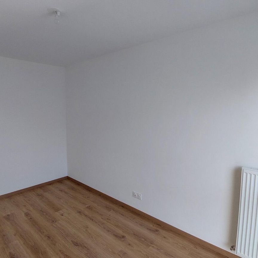 location Appartement T3 DE 68.85m² À CLUSES - Photo 1