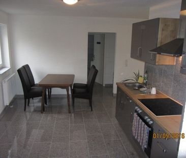 **Neuwertige Single-Wohnung in zentraler Lage** [ANFRAGEN BITTE SCH... - Photo 6