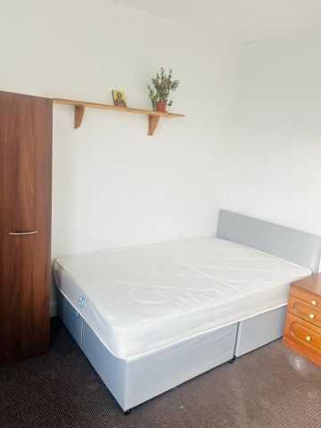 4 Bed Terraced House, South View Crescent, S7 - Photo 5