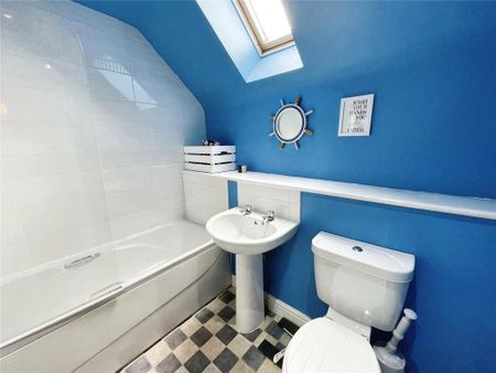 2 bedroom flat to rent - Photo 5