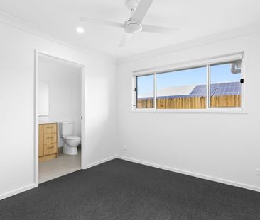 Stunning Home in the Heart of Thornlands - Photo 3