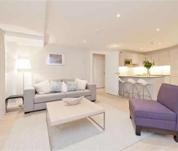 Apt, Shelbourne Hall, Shelbourne Road, Ballsbridge, Dublin 4, D04 VK03 - Photo 2