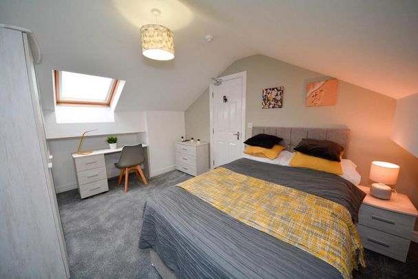 1 bedroom in a house share to rent - Photo 1