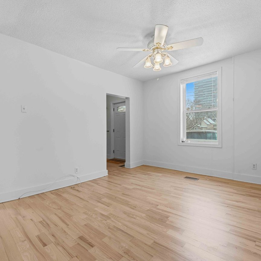 For Lease - 71 Carruthers Avenue, West Centre Town, Ontario - Photo 1