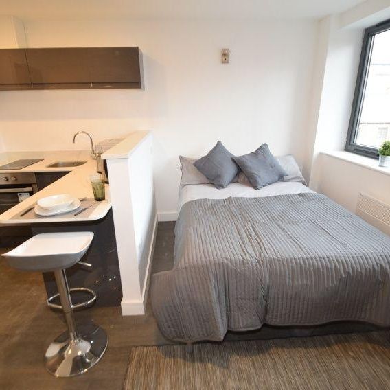 Studio to rent - Photo 1