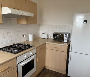 2 Bed Flat, Rutland Court, G51 - Photo 2