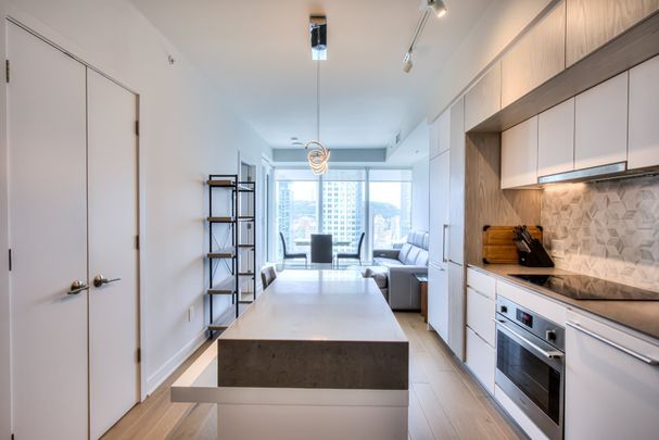 1188 Rue St-Antoine O., Montréal - Photo 1