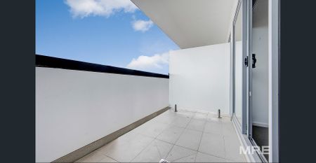 Modern living in the heart of Preston - Photo 3