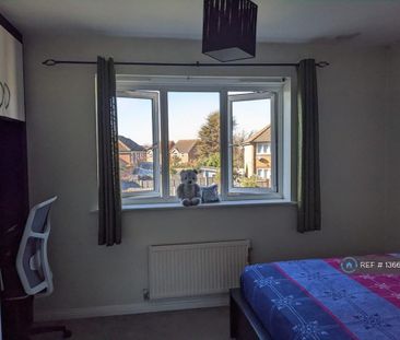 2 bedroom terraced house to rent - Photo 4