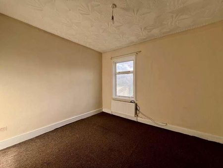 Harold Road, London, E13 - Photo 3