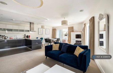 2 bedroom flat to rent - Photo 3