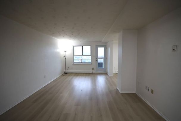 For Lease - 58 Bridgeport Road Unit# 1108, Waterloo, Ontario - Photo 1