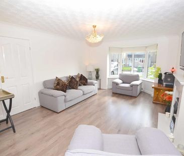 Reedfield, Reedley - Photo 3