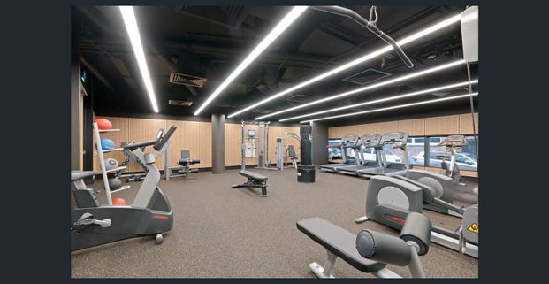 Stunning 1 Bedroom Apartment for Rent at Wonderland, Central Park - Photo 1