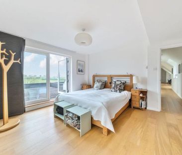 5 bedroom detached house to rent - Photo 4