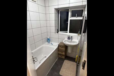 Room in a Shared House, Vivian Avenue, HA9 - Photo 5