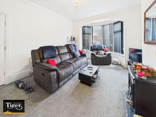 Cornwall Avenue, Blackpool, FY2 - Photo 1