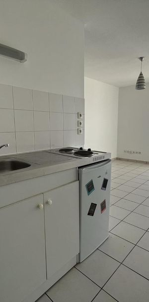 Location Appartement 1 pièce 20m² LE HAVRE 76600 - Photo 1