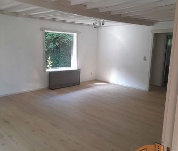 Bungalow met 1 slpk en ruime tuin (10 are) - Photo 1